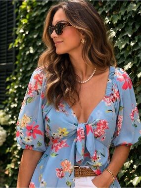 ESSUE Blue Floral Chiffon Sleeve Tie Front Blouse, M